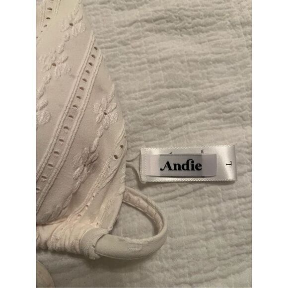 New Andie Swim  Eyelet Coconut String Bikini Top - Picture 4 of 5